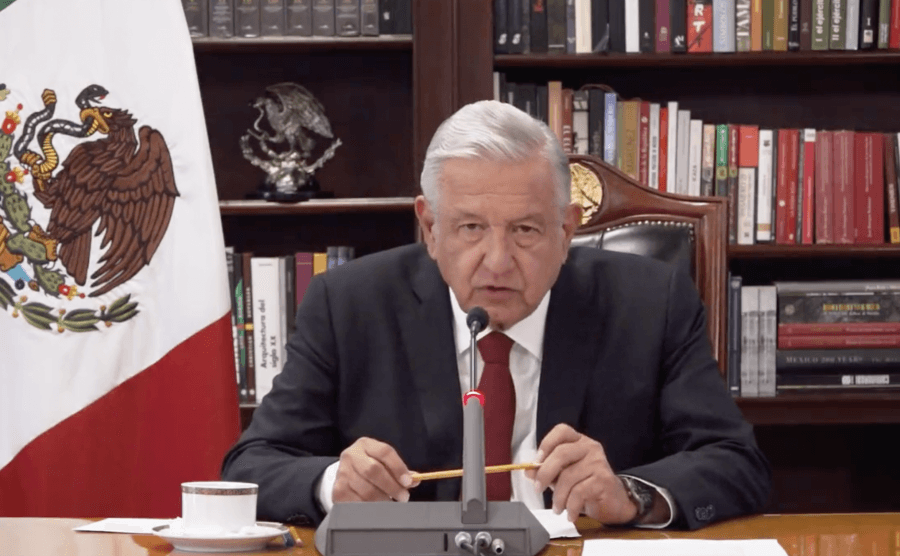 AMLO anuncia compromisos de inversión con 17 empresas de Estados Unidos para generar energías limpias
