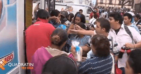 Estudiantes saquean 7 camiones en Morelia (incluye video)