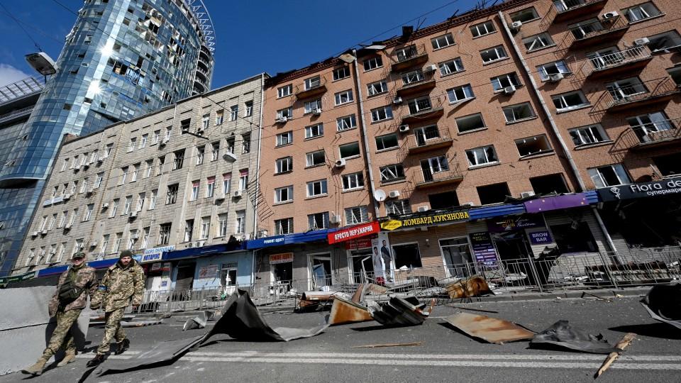 Ucrania denuncia un nuevo ‘muro’ en Europa tras tres semanas de invasión rusa