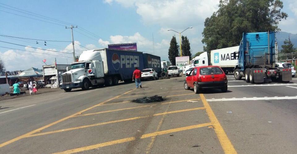Bloqueos en Uruapan, Michoacán, tras detención de hombres armados