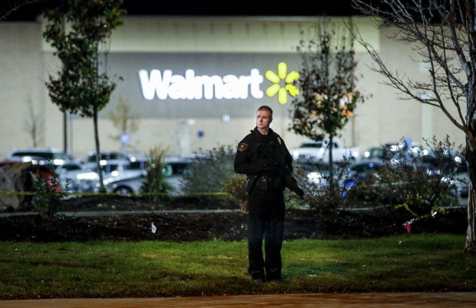 Detienen al presunto autor del tiroteo que dejó tres muertos en Walmart de Colorado