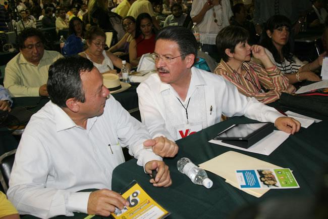 PRD cancela alianza con el PAN; <br>va con PT y Convergencia