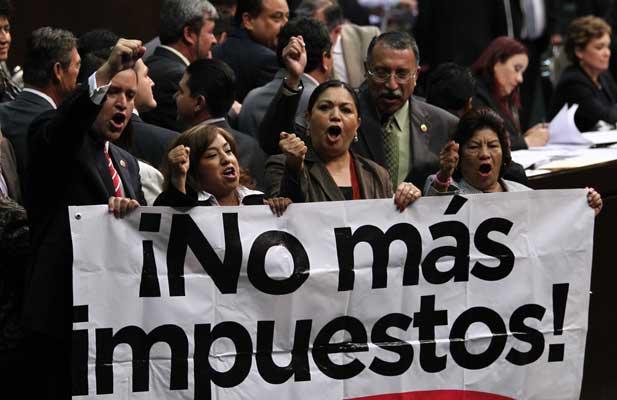 Presenta PRI propuesta para regresar el IVA a 15%