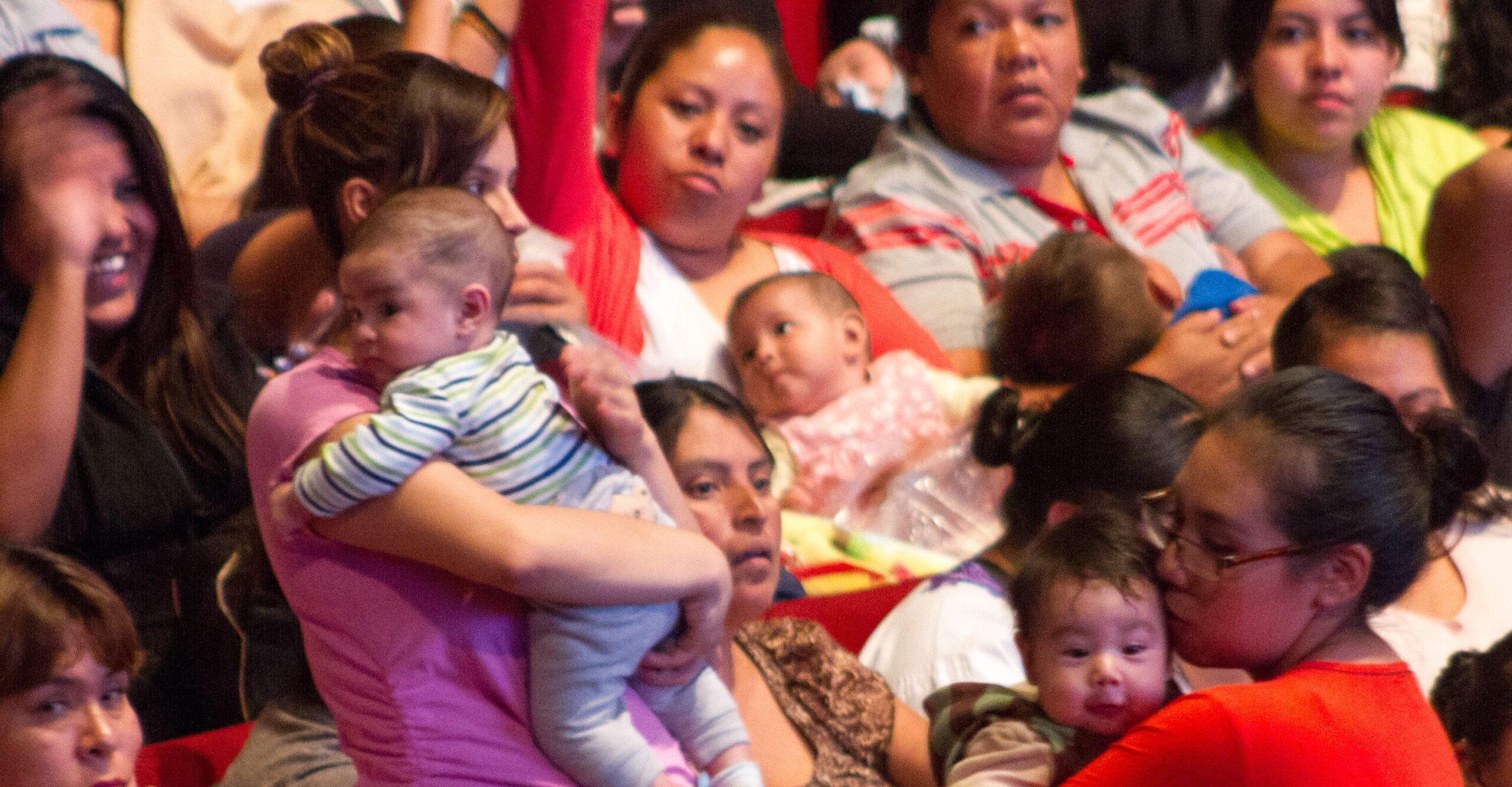 Injuve justifica concierto millonario de Pixies, tras acusación de que madres jóvenes no reciben apoyos