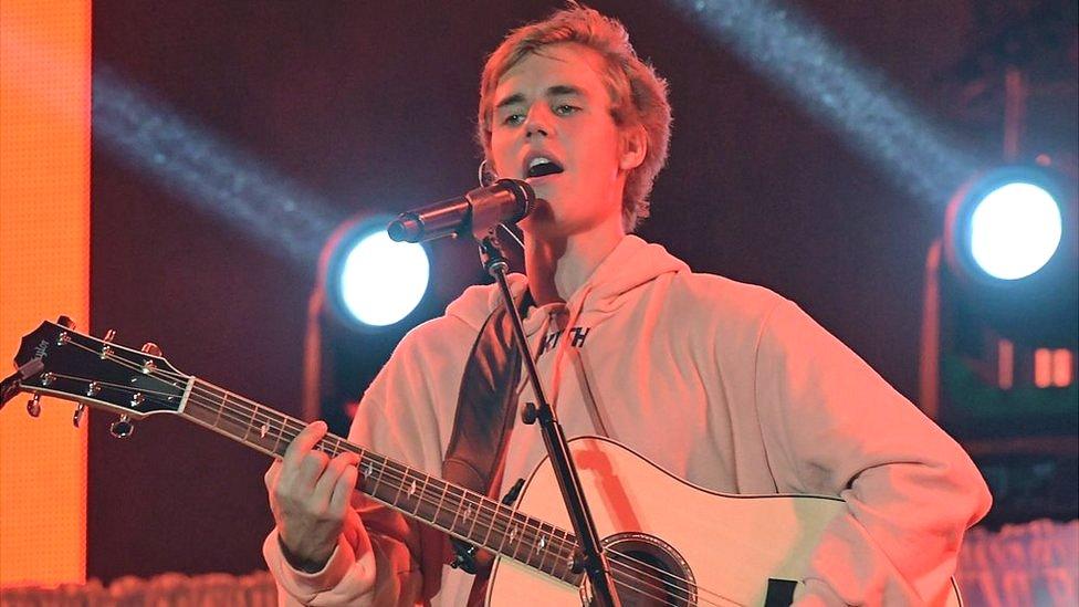 Semana Santa: 5 grandes éxitos del pop que quizás no sabías que hablaban de Dios