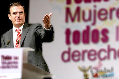 Cambio de dirigente en el PRD:<br>La apuesta de Ebrard