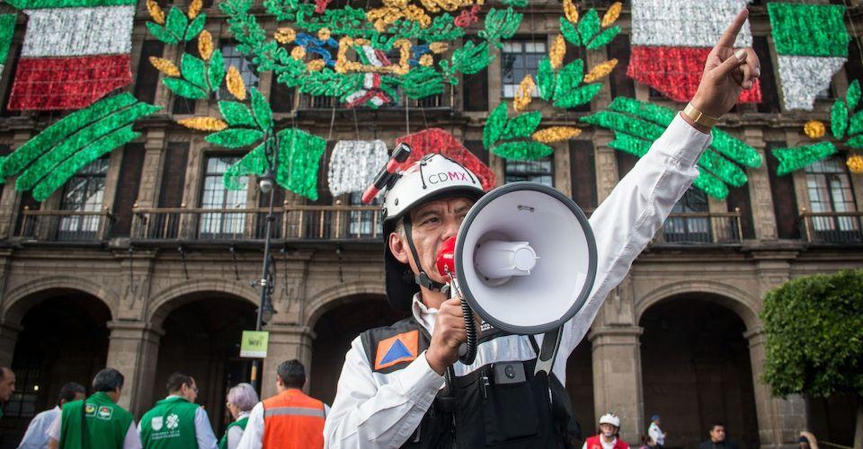 Cancelan macrosimulacro del 19 de septiembre por COVID; recomiendan revisar plan familiar