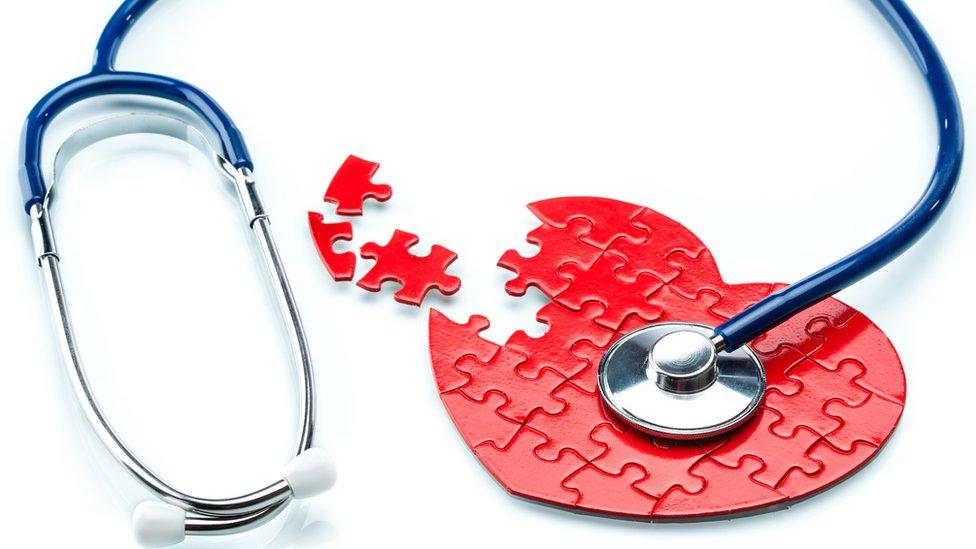 Qué es el síndrome del corazón roto y por qué nuestro cerebro puede ser el responsable