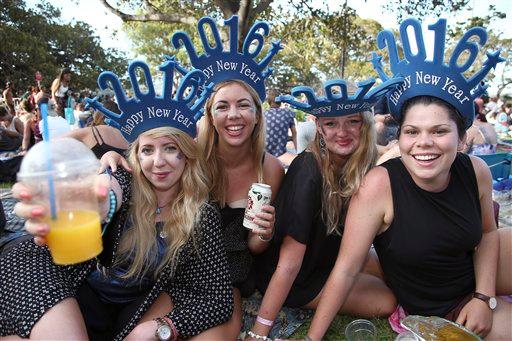 Video: Nueva Zelanda, los primeros en celebrar el 2016 con fuegos artificiales