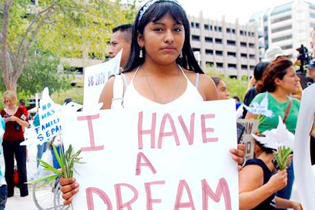 En tres años, la migración a EU disminuyó 1 millón