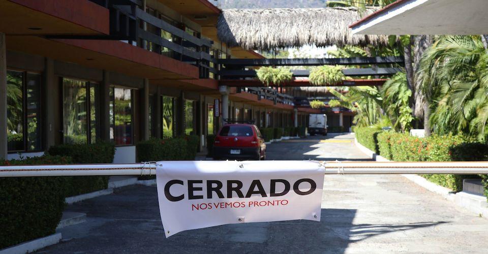 Salud y Turismo emiten protocolo en hoteles para que atiendan a turistas varados por pandemia