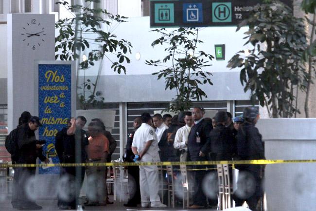 Agresores en balacera en AICM son policías federales: SSP