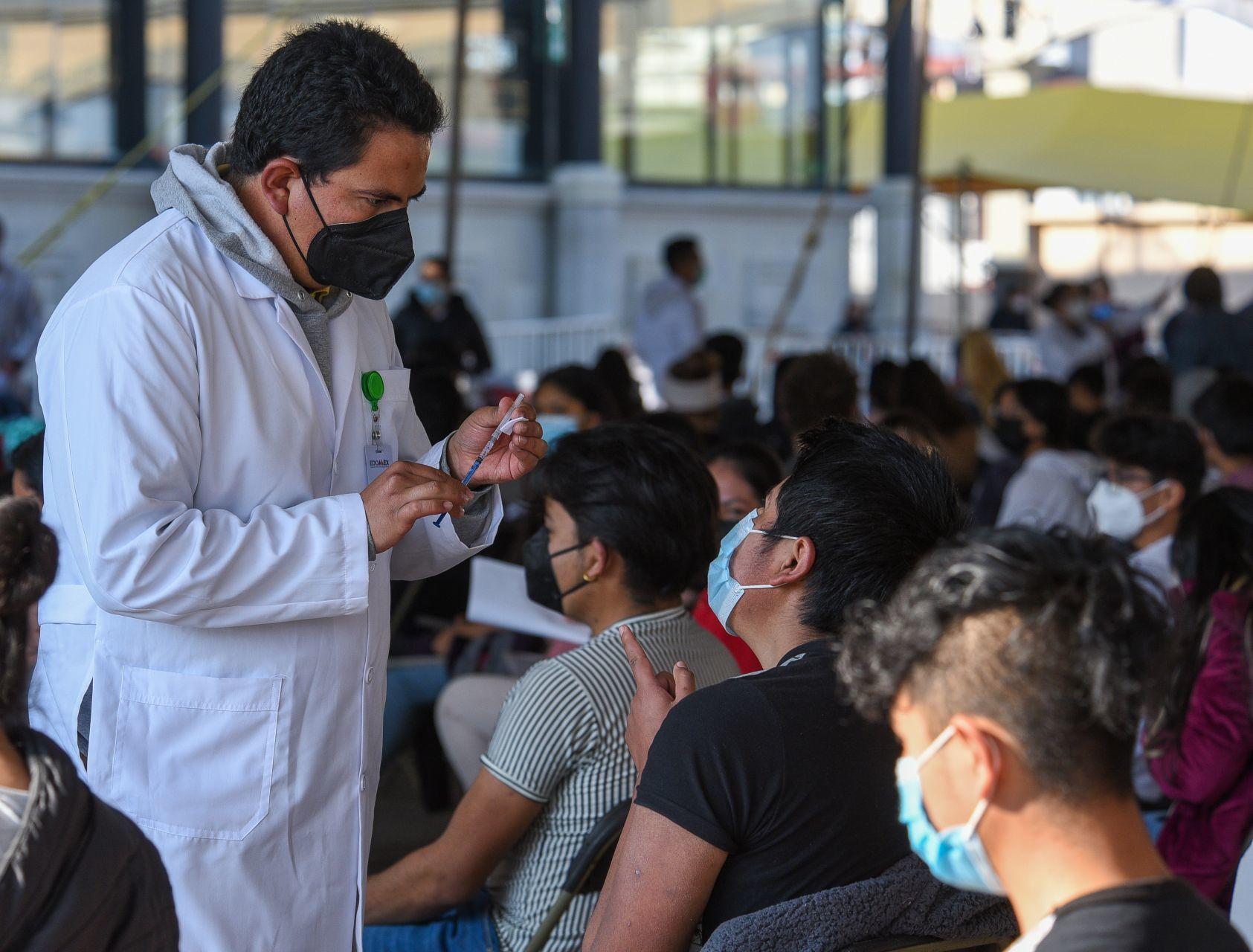 México registra 2 mil 841 nuevos casos de COVID y 251 muertes