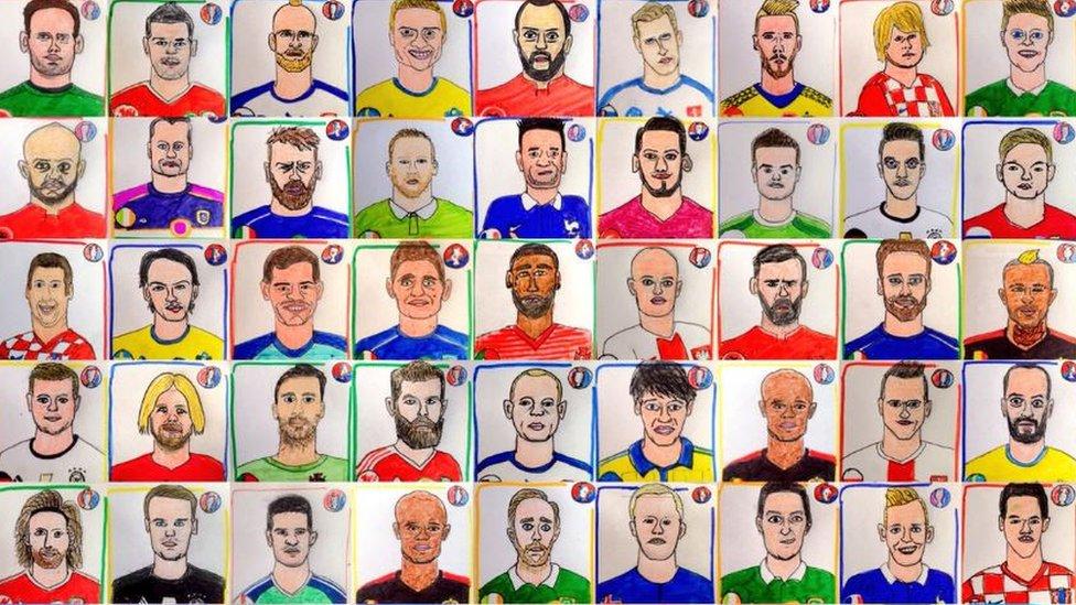 ¿Demasiado caro llenar el álbum Panini del Mundial Rusia 2018? Una pareja creó su propia versión