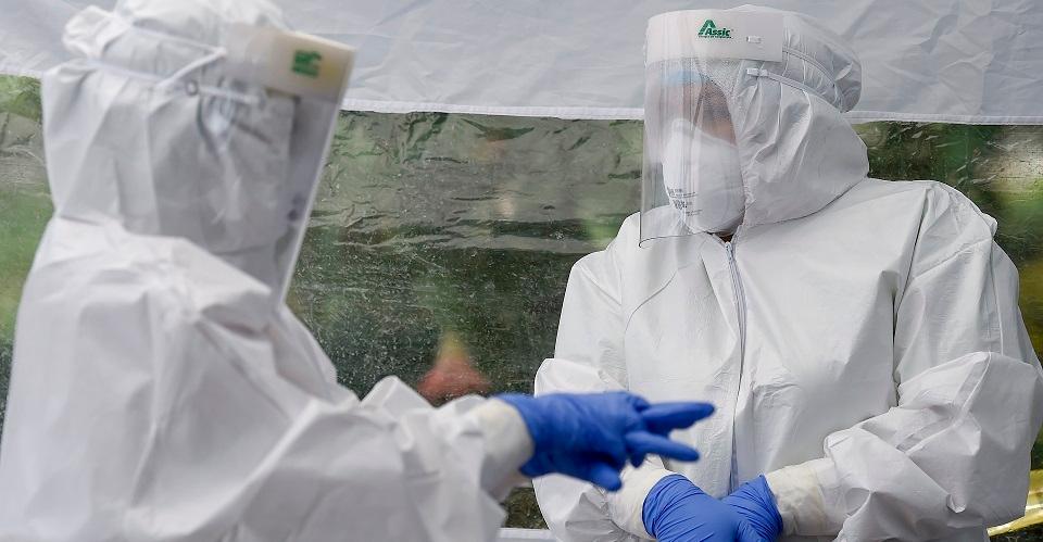 México agrega al registro 737 muertes por COVID y 5 mil 800 casos, hasta ahora un total de 54 mil 666 decesos