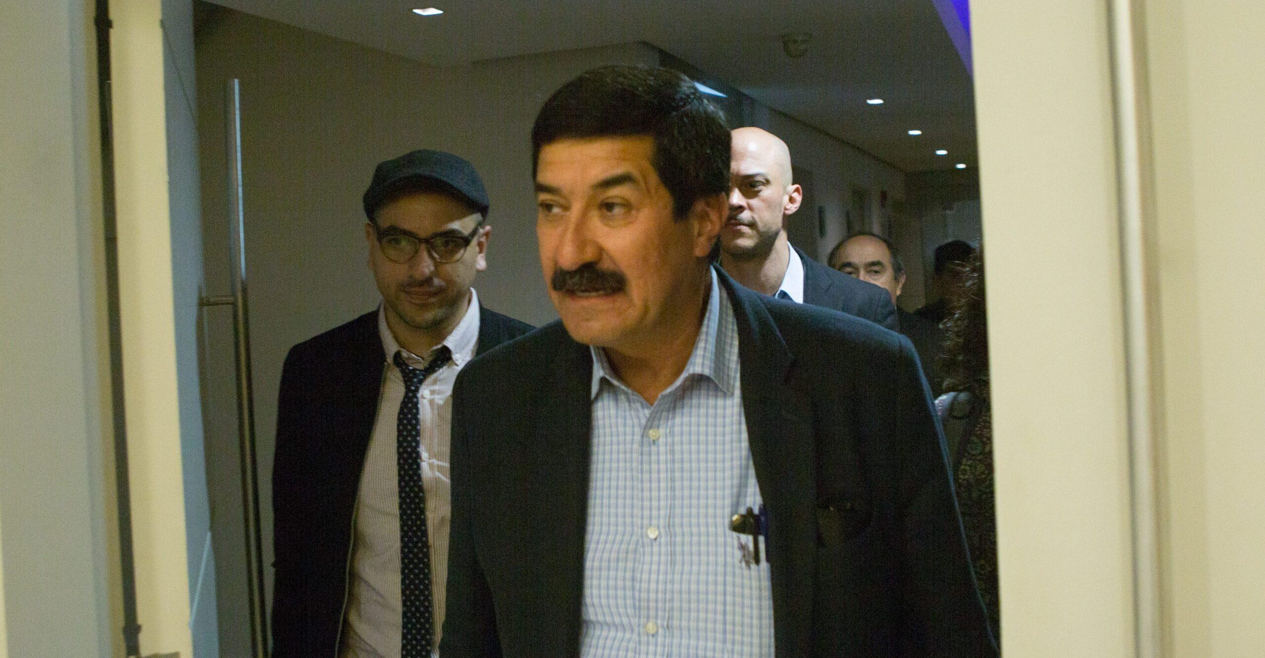 Juez federal busca absolver a Alejandro Gutiérrez, exsecretario general del PRI, alerta el gobernador Corral