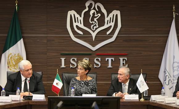 Designan a exsocio de Lerdo de Tejada como nuevo titular del ISSSTE