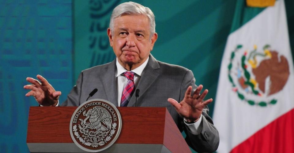 ‘Es politiquería’: AMLO niega que su gobierno no quiera vacunar a personal de hospitales privados