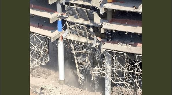 Se derrumban losas de edificio en construcción cerca de Polanco; no se reportan heridos