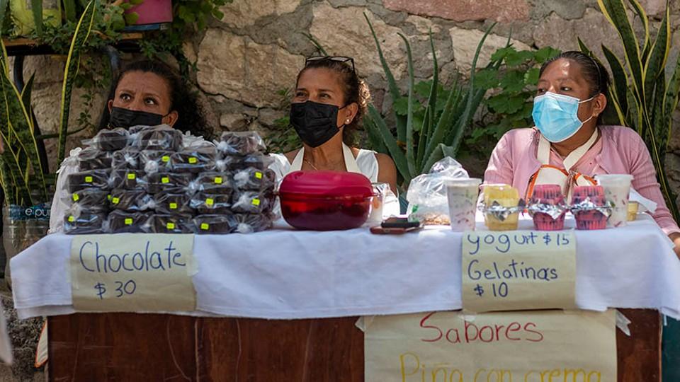 Empleadas del hogar pierden su trabajo por pandemia, ahora se autoemplean para vivir