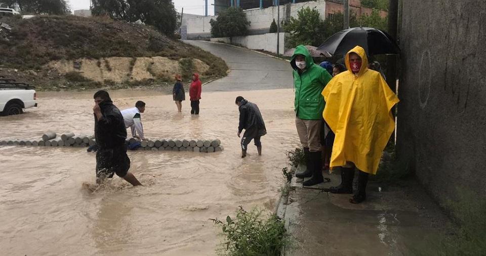 Dos personas muertas, 6 desaparecidos y cientos de evacuados por tormenta tropical Hanna
