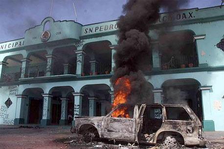 24 palacios municipales en Oaxaca permanecen tomados