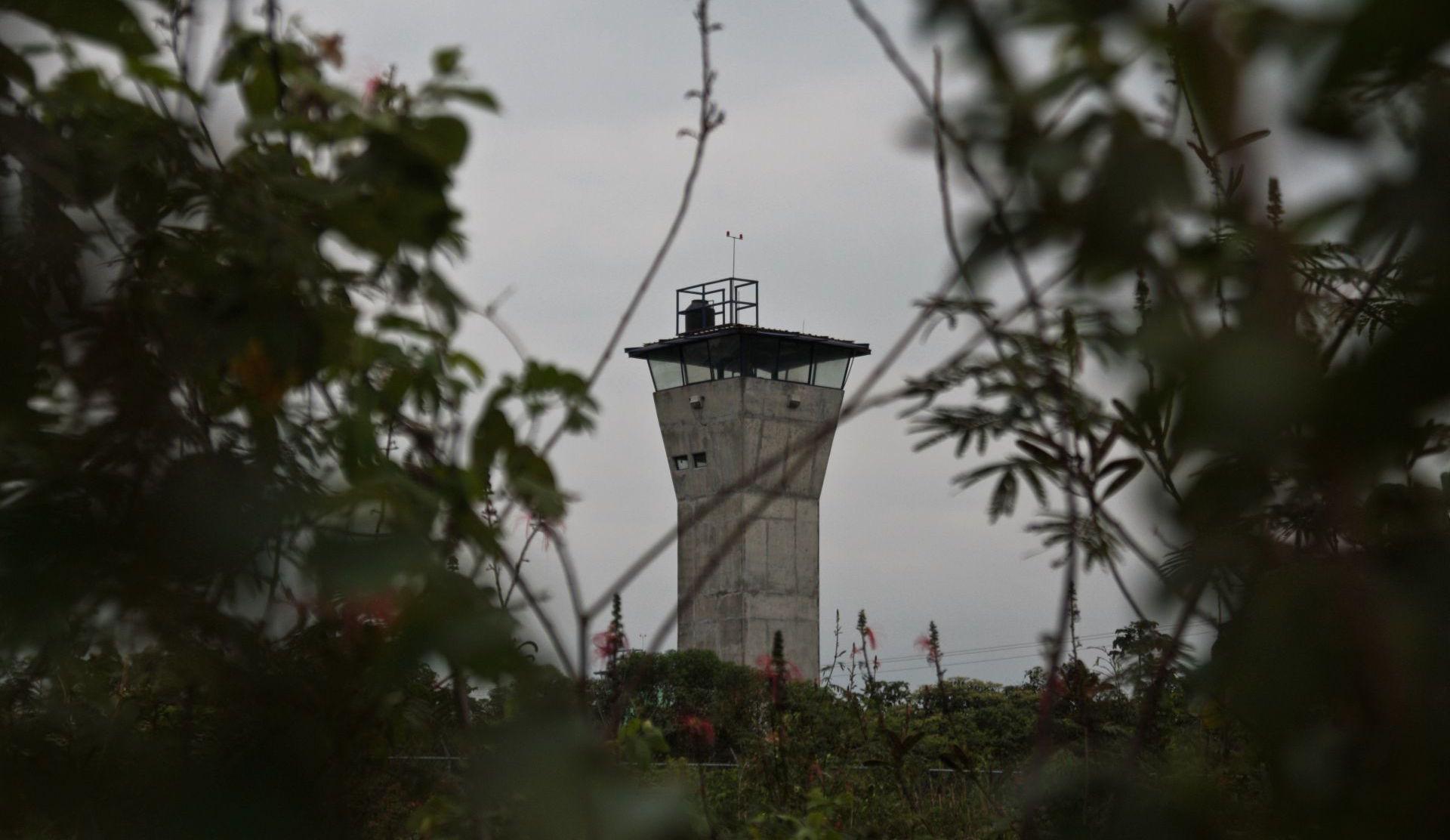 Para visitar a personas presas, 9 de cada 10 familias deben recorrer hasta mil kilómetros