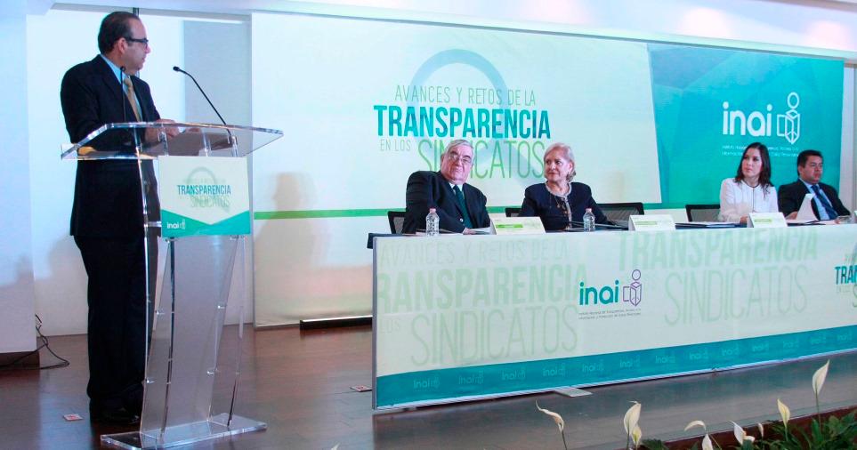 Gobiernos y partidos opacos: de 193 sujetos obligados, solo 23% cumple con la transparencia