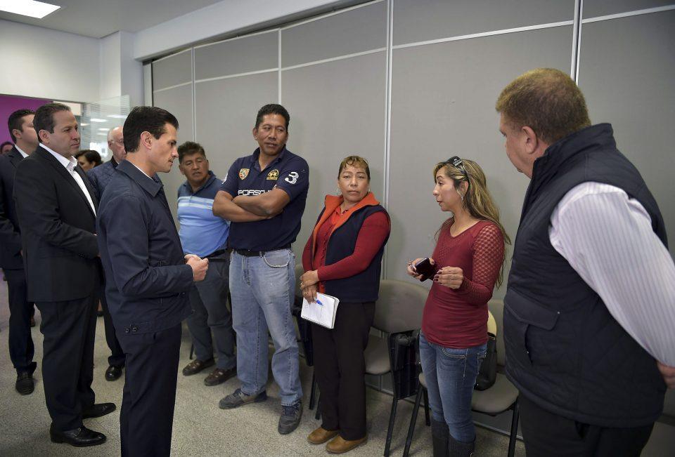 Apoyaremos a los artesanos: Peña promete reconstruir otra vez el mercado de Tultepec