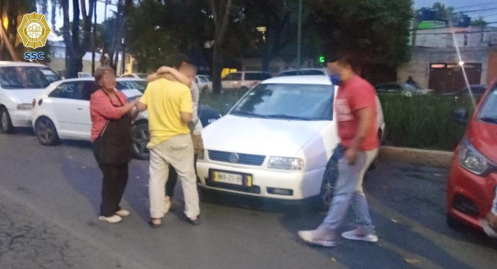 Hombre extraviado hace 7 años regresa con su familia gracias a personal del Metro de CDMX