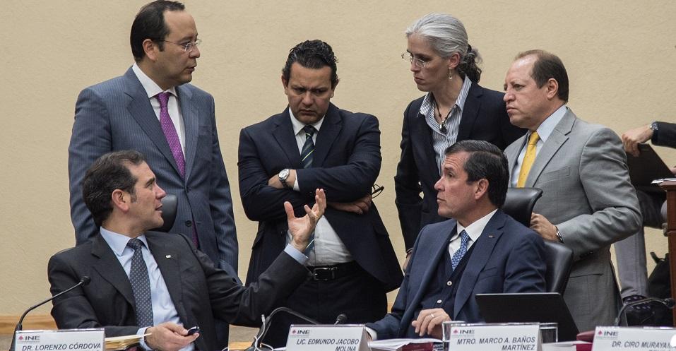 INE dará a partidos 5 mil 239 millones de pesos en 2020, 273 mdp más que este año
