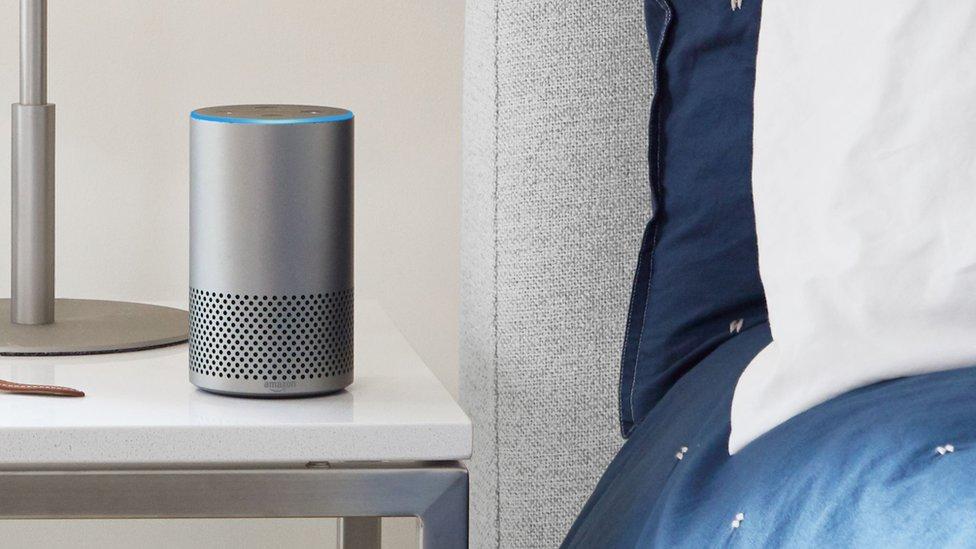 Cómo Alexa, el asistente de voz de Amazon, escuchó una conversación privada de una pareja y se la envió a sus contactos