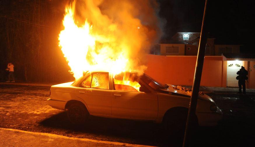 Tras linchamiento, pobladores en Teotihuacán hacen detenciones por presunto secuestro