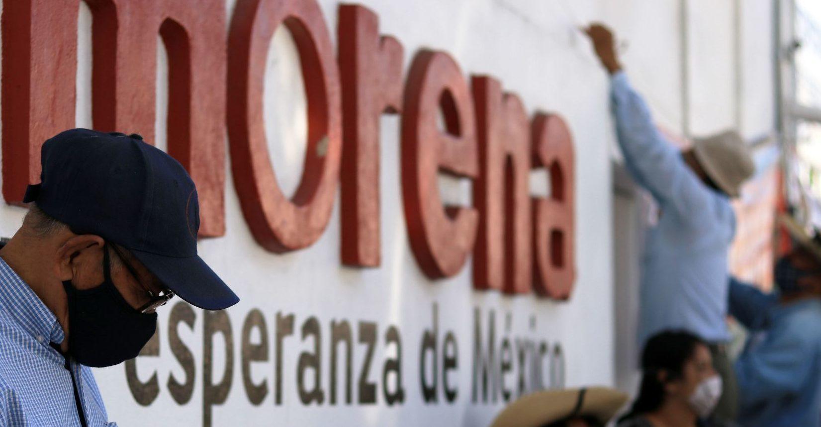 Gibrán Ramírez y Antonio Attolini dejan sus cargos y buscan dirigir Morena