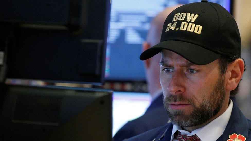 Estados Unidos: 5 claves para entender por qué el principal índice de Wall Street sufrió la mayor caída desde 2011