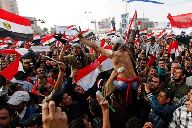 Inician las elecciones parlamentarias en Egipto tras caída de Mubarak