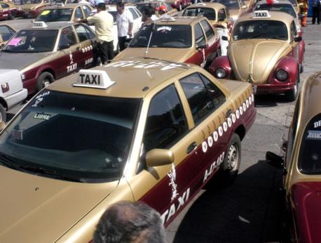 Subirá 10% el banderazo en taxis del DF