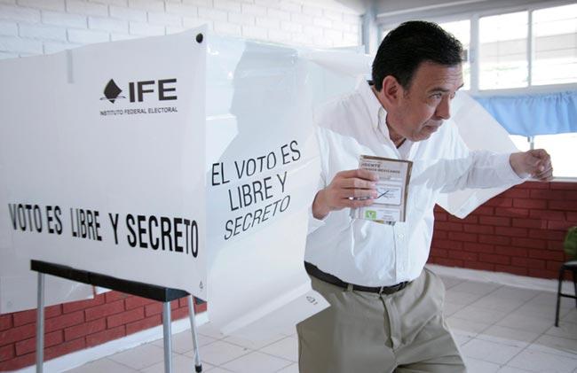 Moreira reaparece en Coahuila