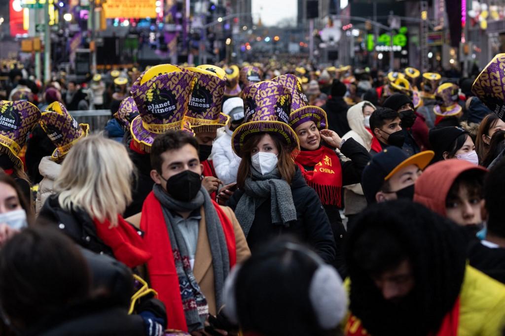El mundo despide otro año marcado por la pandemia de COVID-19