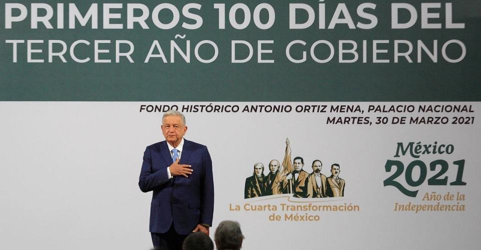 Primer informe de AMLO en 2021 fue propaganda en época electoral: TEPJF; solo es información, contesta él