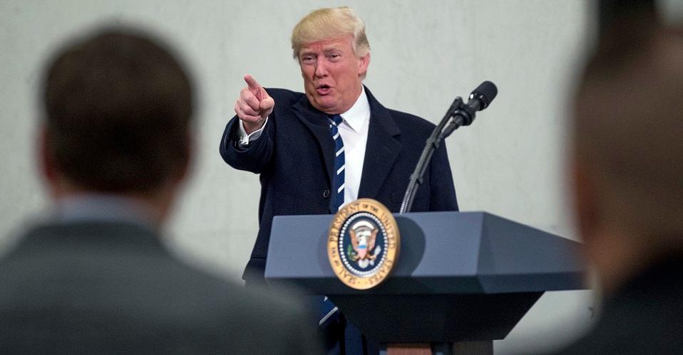 Trump responde a la Marcha de las Mujeres con un tuit sobre la libertad de expresión