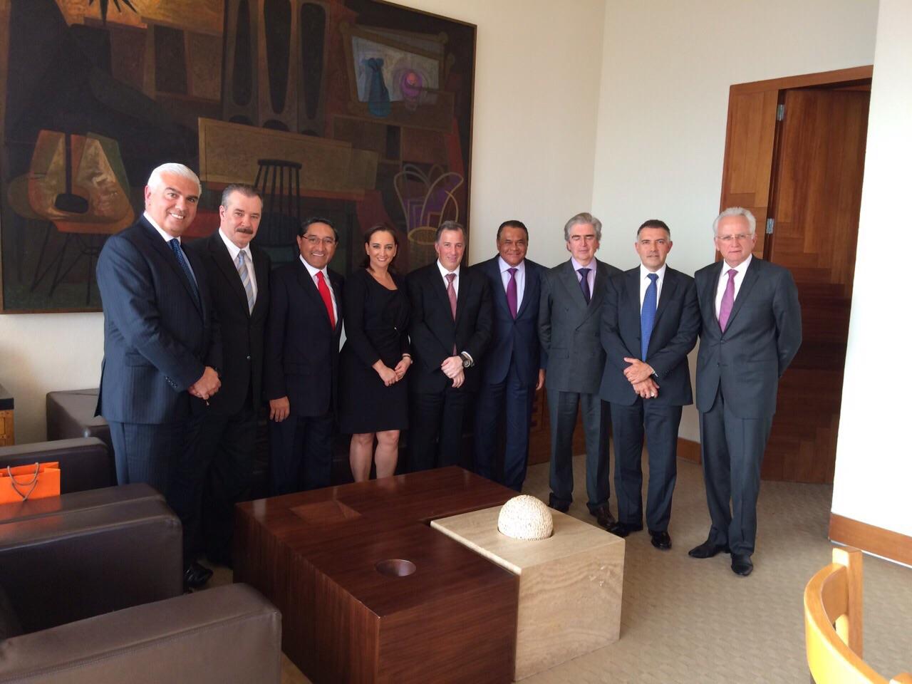 El secretario de Finanzas de QRoo es accionista de 15 empresas que no reportó