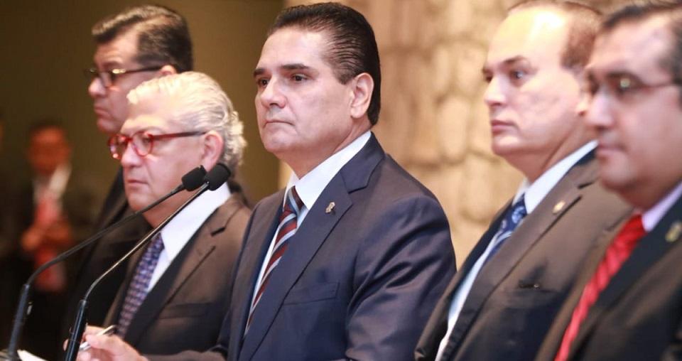 Gobernador de Michoacán interpondrá controversia constitucional contra superdelegados de AMLO