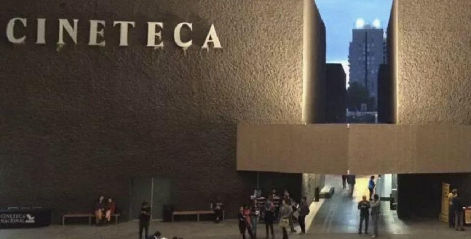 COVID-19: Reprograman eventos culturales y limitan la entrada a Cineteca y museos