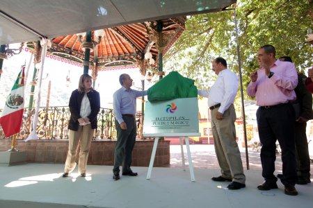 Entrega del distintivo Pueblo Mágico a la localidad de Batopilas