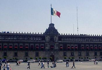 Por fin… México tiene en sus manos las escrituras de Palacio Nacional