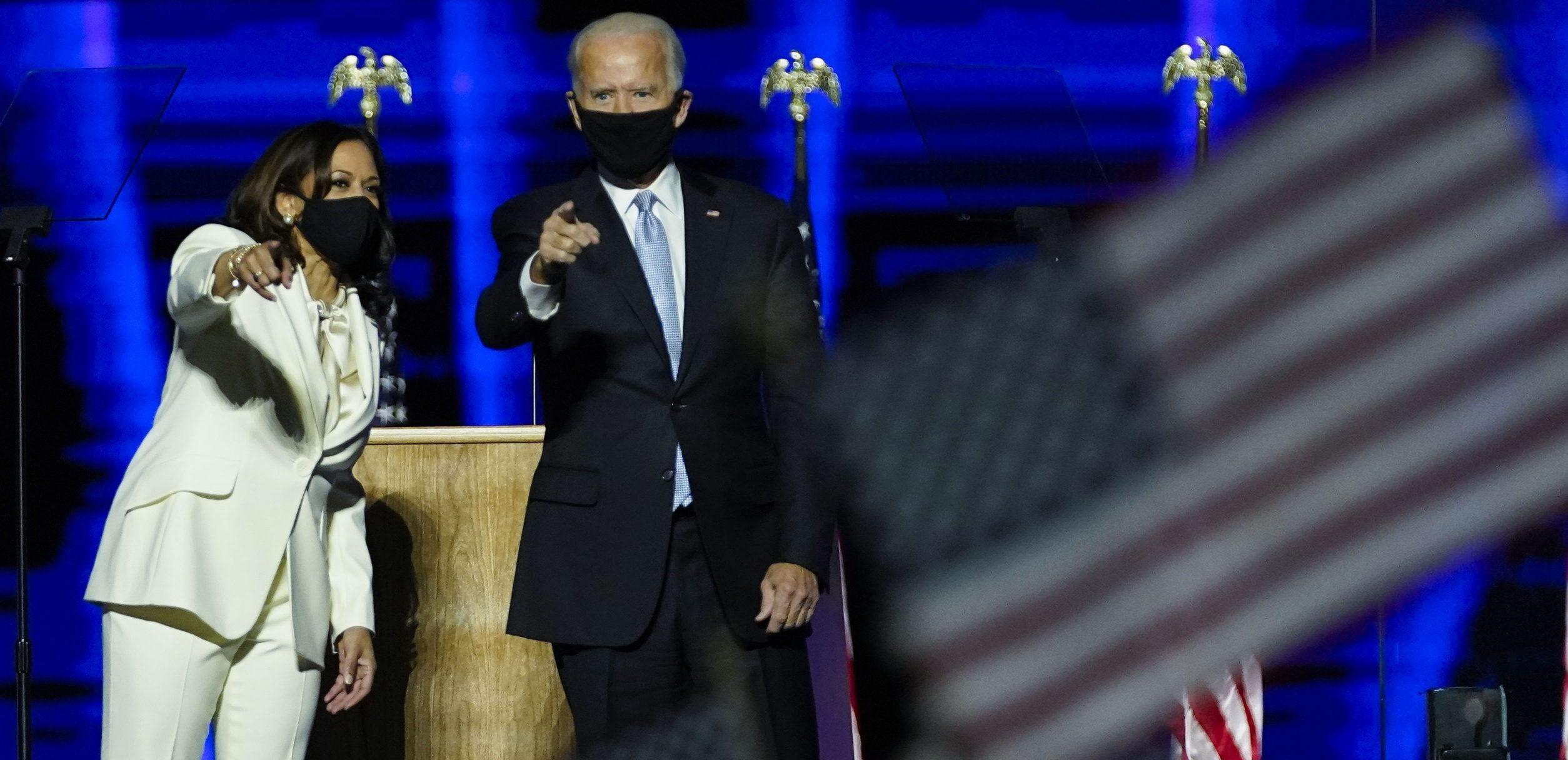 Las frases victoriosas y alentadoras de Joe Biden y Kamala Harris