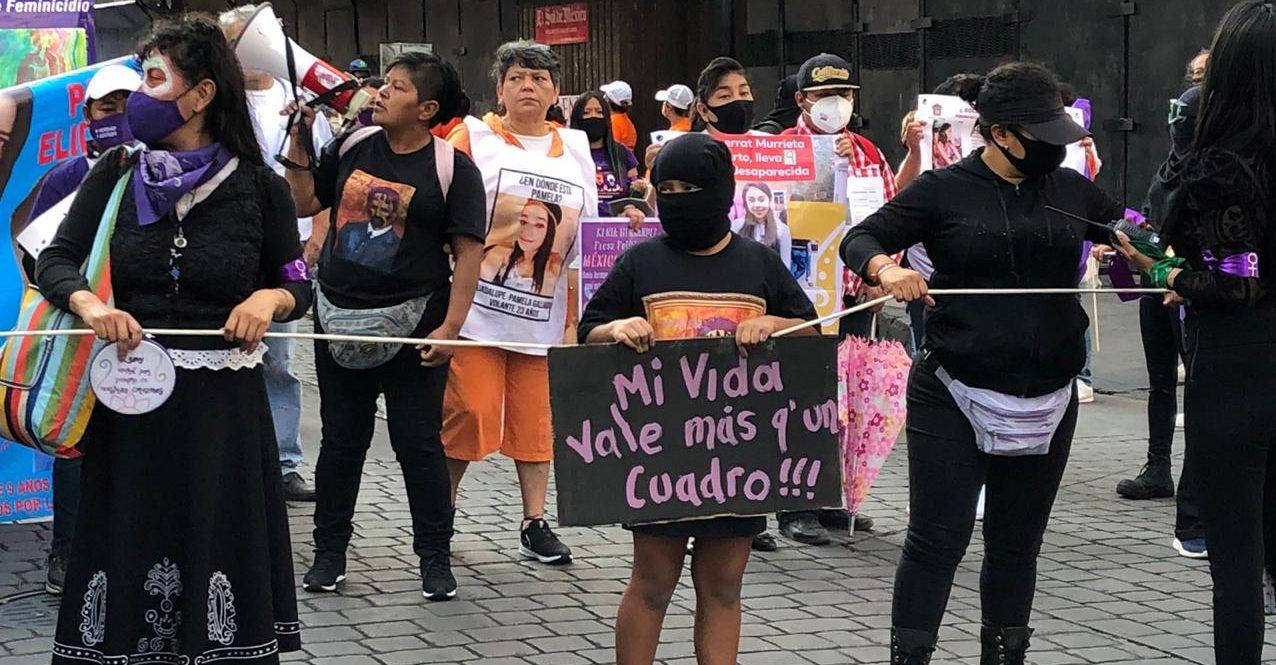 ‘Valgo más que un cuadro’: Mujeres marchan en CDMX para exigir no más violencia