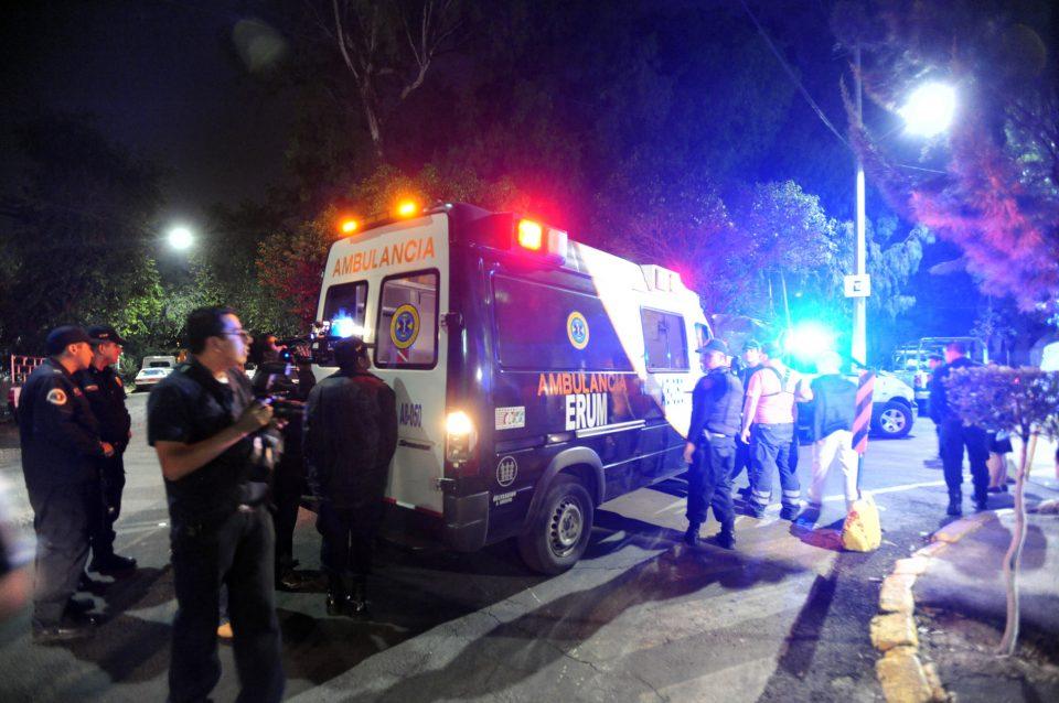 Abandonan a bebé recién nacida y sin ropa en la Jardín Balbuena; le diagnostican hipotermia