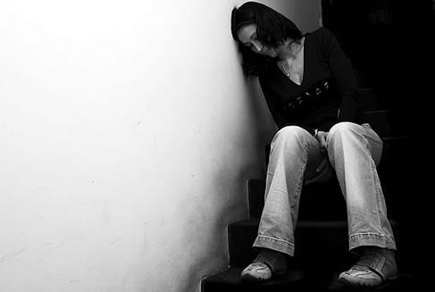 Crean primer centro para prevenir suicidios; dará terapia vía redes sociales